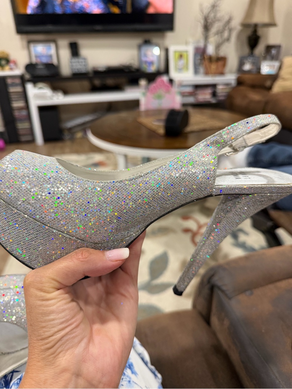 Stuart Weitzman Silver Glitter Platform Slingback Heels - Picture 4 of 5